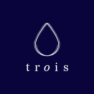 Normal trois d01 1000 x 1000 blue